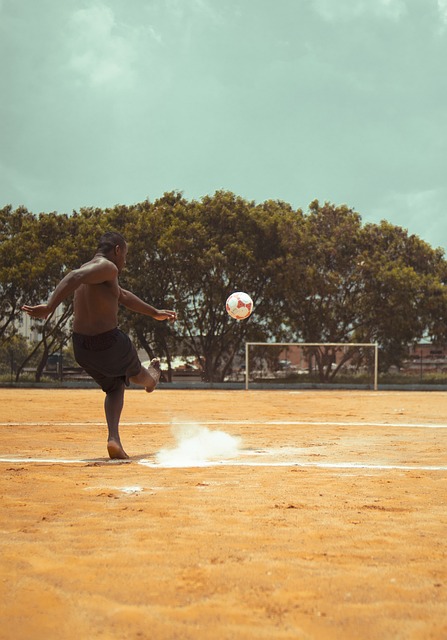 孔帕尼：11天4场不轮换凯恩肯定有人质疑，他上场时机正合适