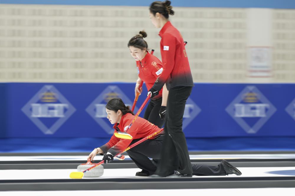 欧冠师徒对决首演，皇马主场迎战曼城